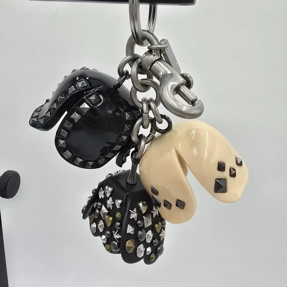 Coach Tea Rose Studded Bag Charm/  KeyRing, B & W, EUC - Picture 2 of 11